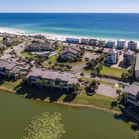 דסטין Seascape Lakefront Villas חדר תמונה