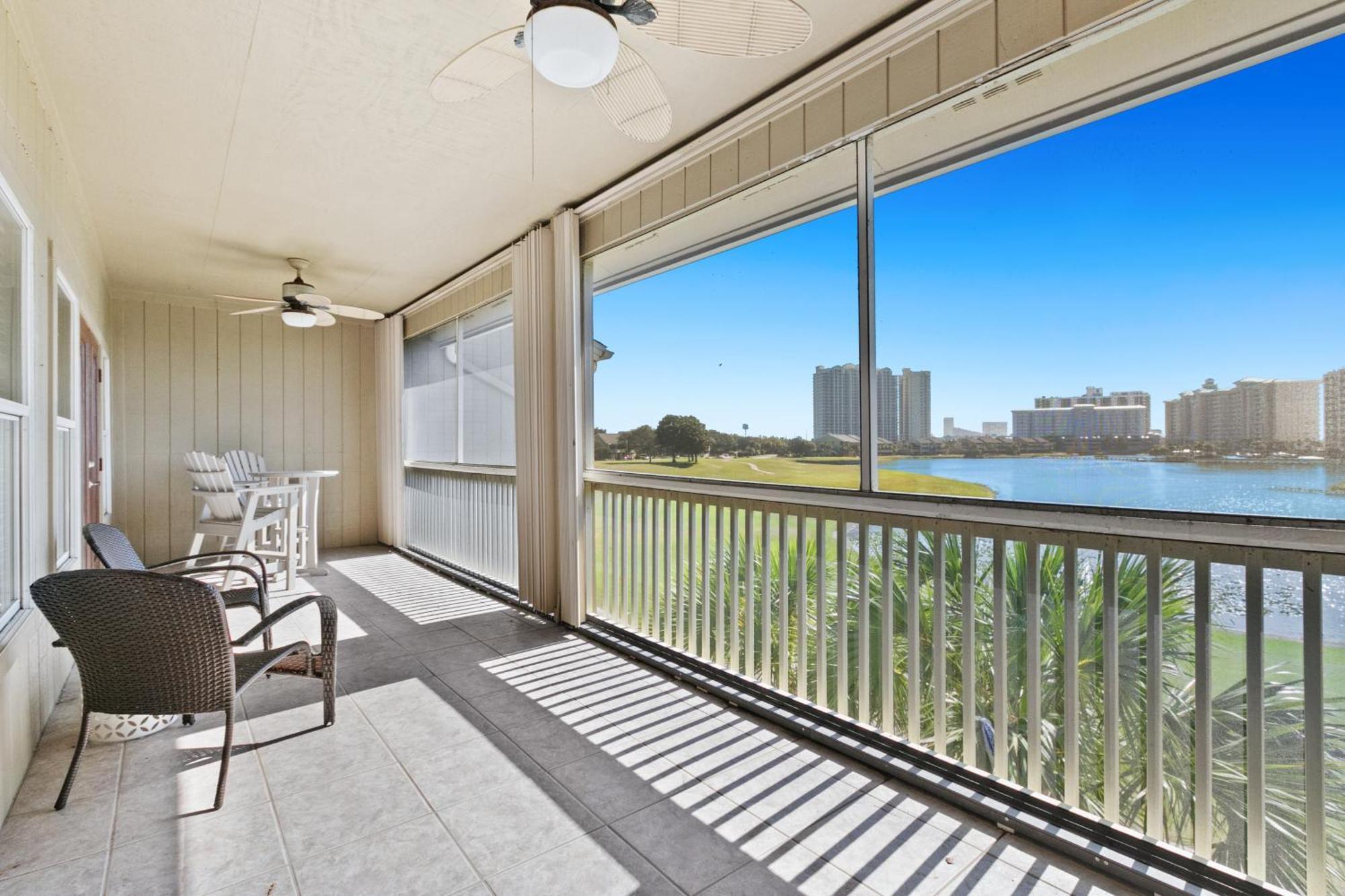 דסטין Seascape Lakefront Villas חדר תמונה