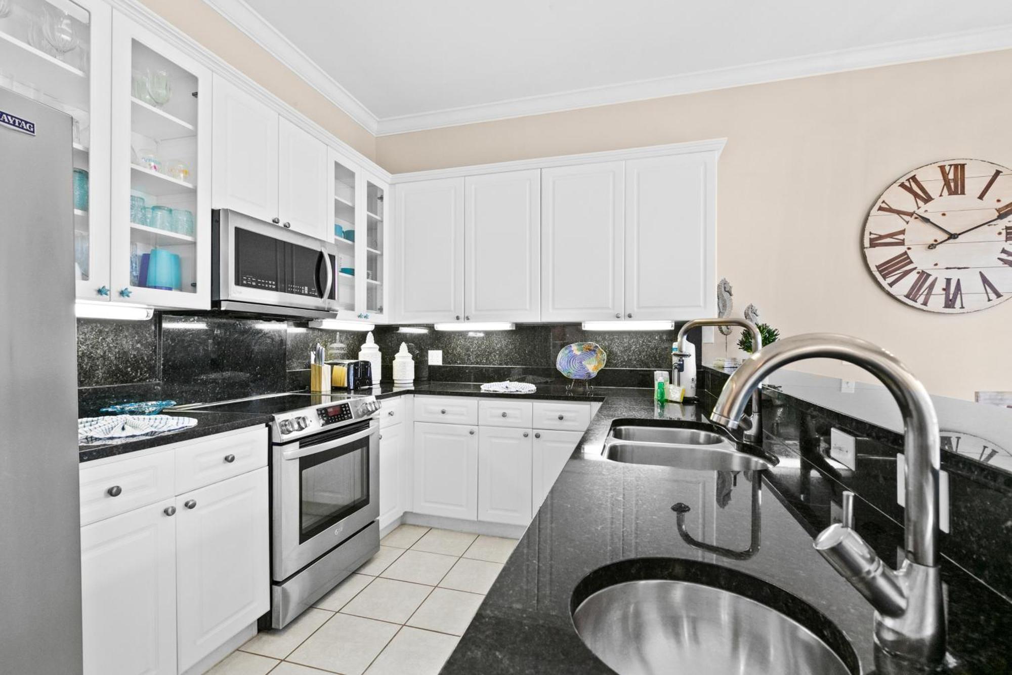 דסטין Seascape Lakefront Villas חדר תמונה